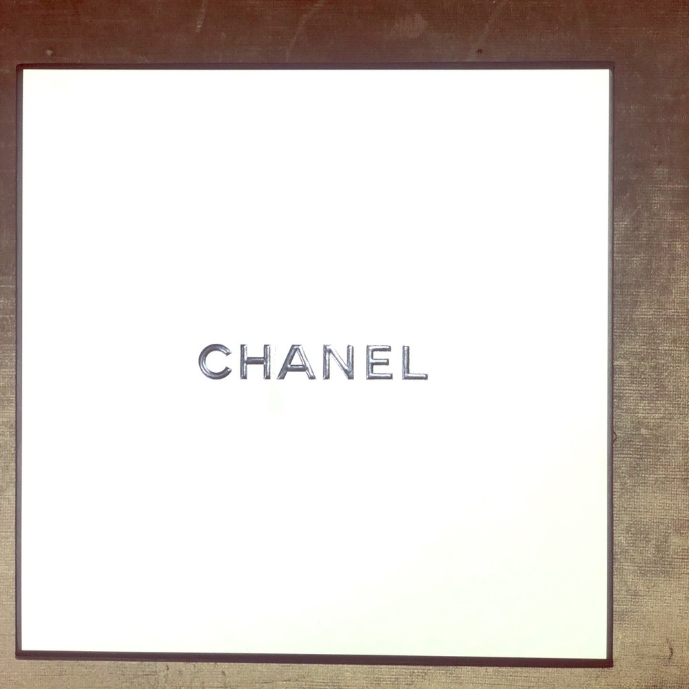 Chanel No. 5 empty box